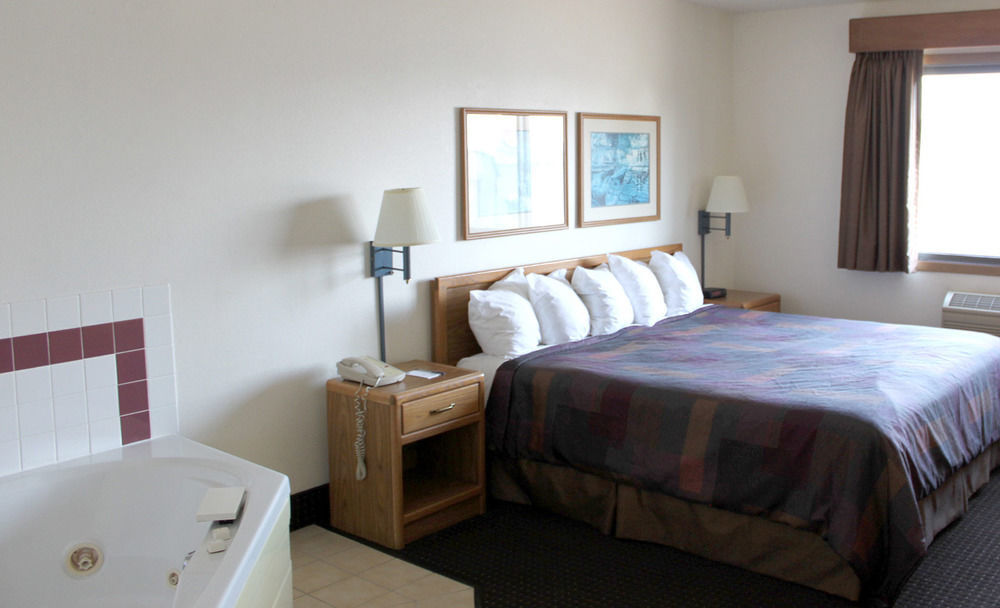 Americinn By Wyndham Lake City Exterior foto
